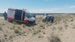 Fuerte vuelco sobre Ruta 3, cerca de Sierra Grande: un nene de 5 años está grave