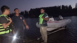 Cómo buscan a la niña de 10 años que desapareció en el río Limay: centran trabajos en la costa