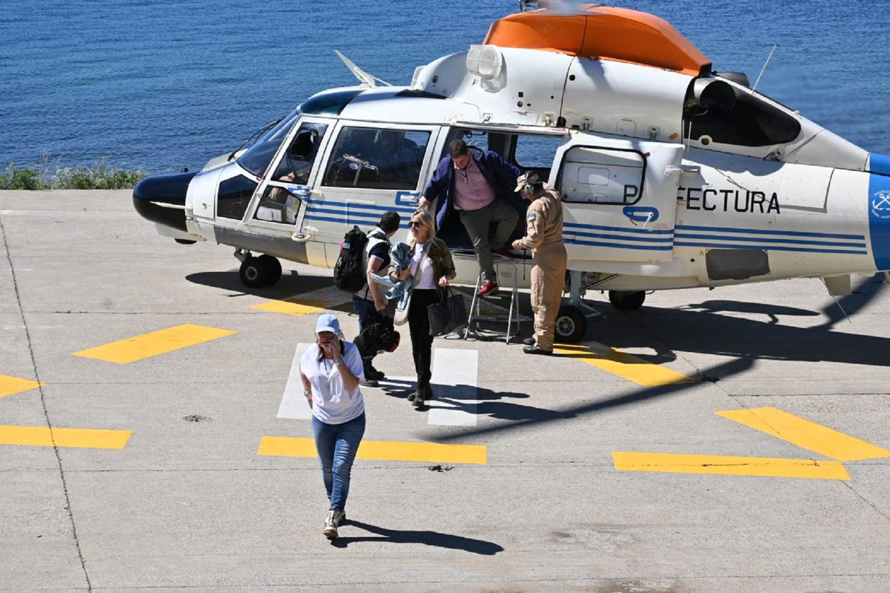 Bullrich aterrizó el jueves en Bariloche. Crédito Chino Leiva.