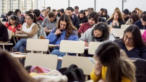 Becas Gregorio Álvarez: realizan el primer encuentro de estudiantes de nivel superior en Neuquén