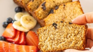 Budín de banana con chips de chocolate: fácil,  saludable y apto freezer