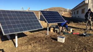 Renovables: Chubut instaló equipos de energía solar a pobladores rurales