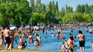 Alerta por calor en Neuquén y Río Negro este viernes: las nuevas zonas afectadas