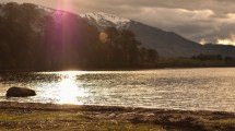 Imagen de Video | Misterio en un lago de Neuquén por un extraño movimiento: revelan de qué se trata