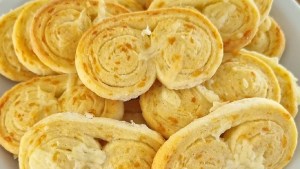 Palmeritas de queso hechas en casa, ideales para los mates de la tarde