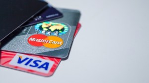 Visa vs. Mastercard: ¿Qué tarjeta conviene más para tus compras y viajes?