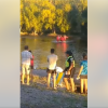 Imagen de Video | Guardavidas rescataron a una mujer en el río Limay en Neuquén: fue derivada al hospital Castro Rendón