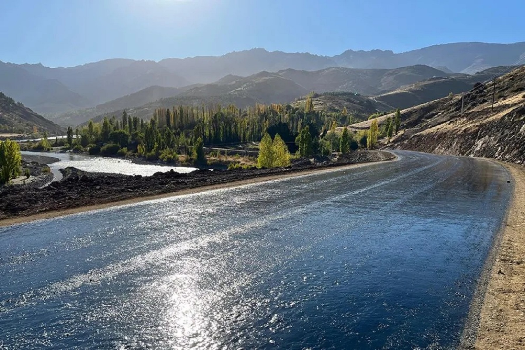 Asfalto en otra ruta de Neuquén. Foto: gentileza. 