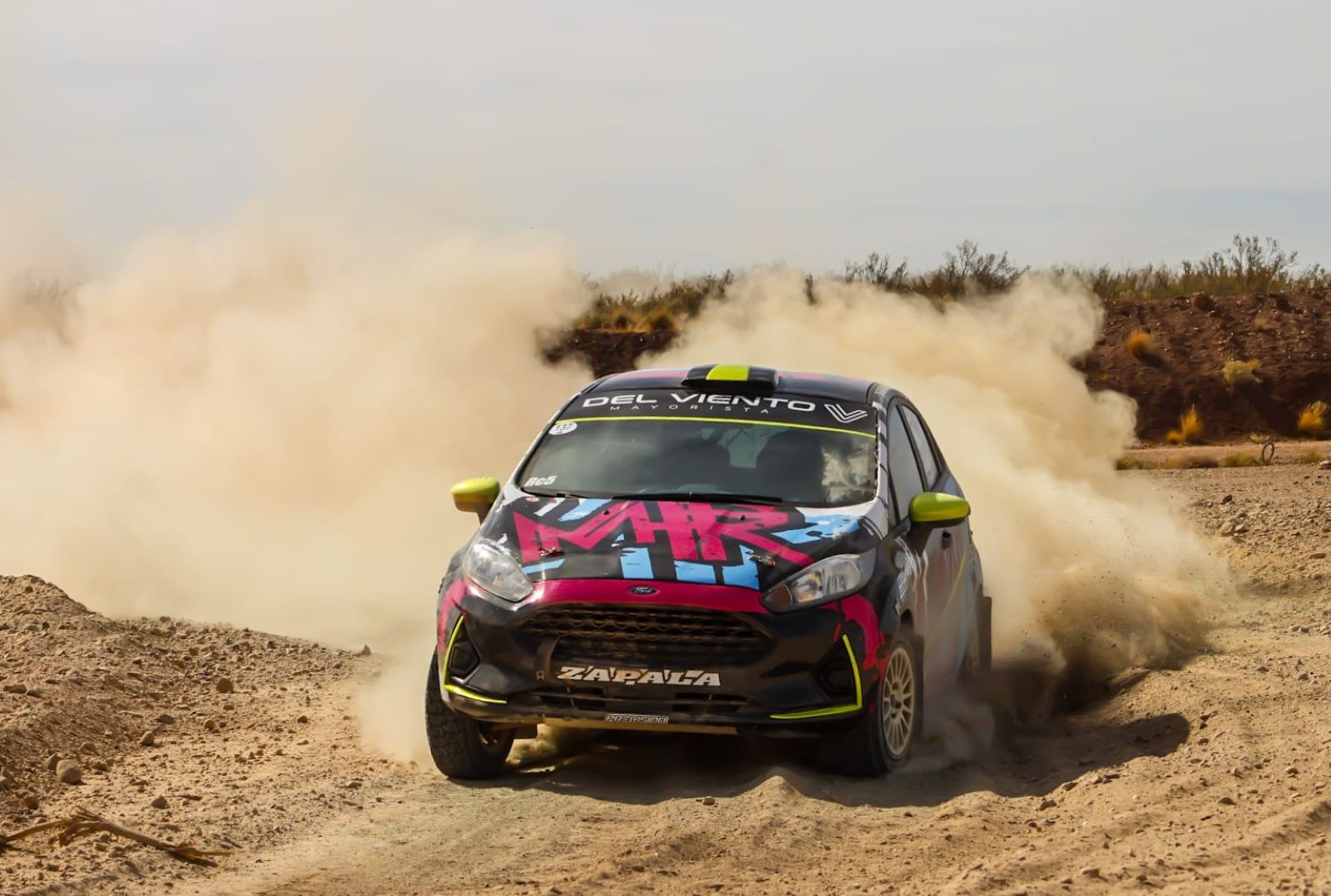 Rally Neuquino: Adrián Altamirano mostró un gran potencial y ganó en Plaza Huincul